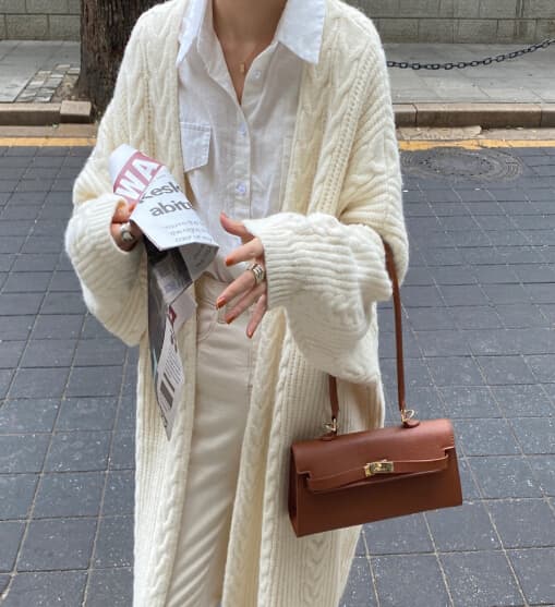 レディースカーディガン 女性らしいケーブル編みロング丈カーディガン暖かニット