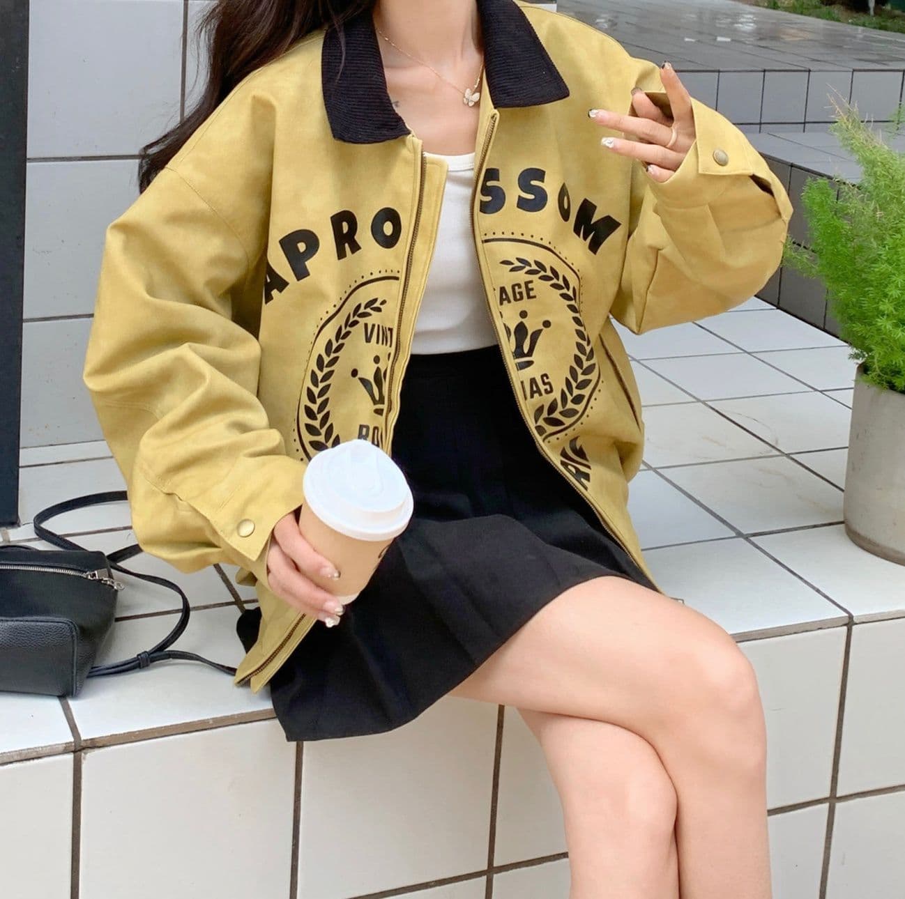 レディースカーディガン 配色デザイン刺繍入りジップアップカーディガン